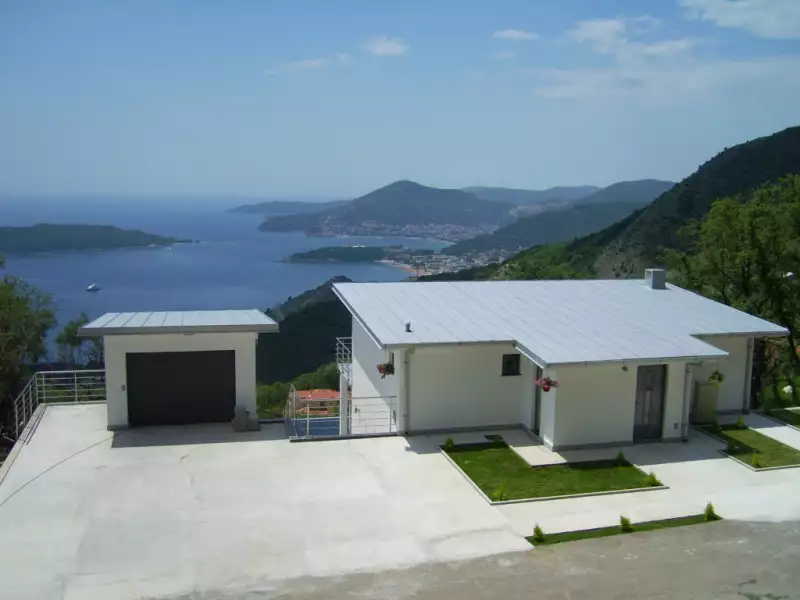 Villa 190m² in Montenegro, Budva. Priced at 400000€ rent photo-25