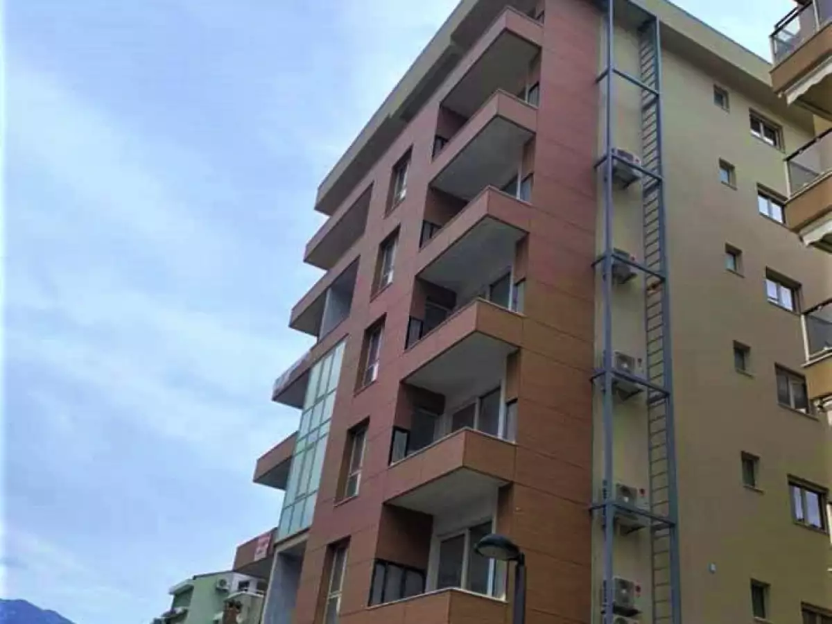 Flat 190m² in Montenegro, Budva. Priced at 670000€ rent photo-2