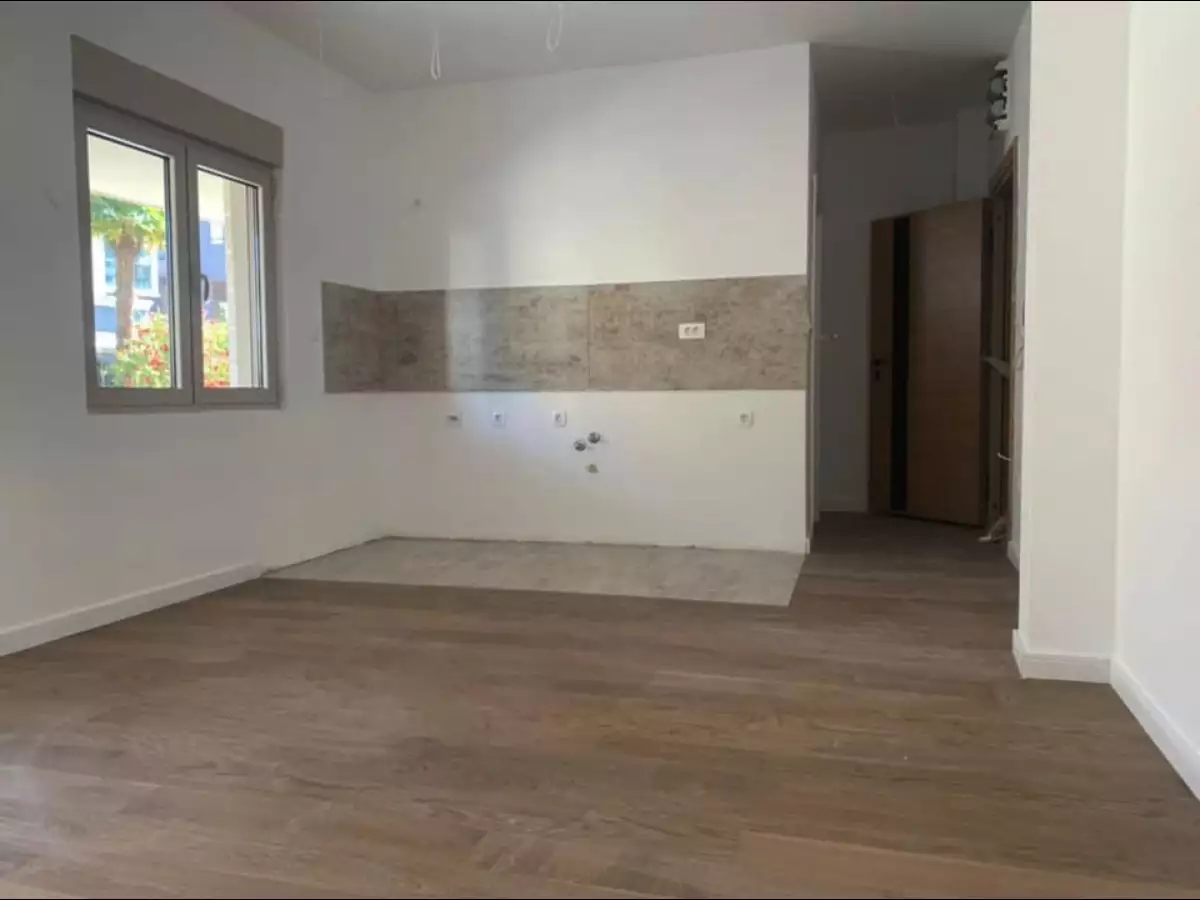 Flat 190m² in Montenegro, Budva. Priced at 670000€ rent photo-9