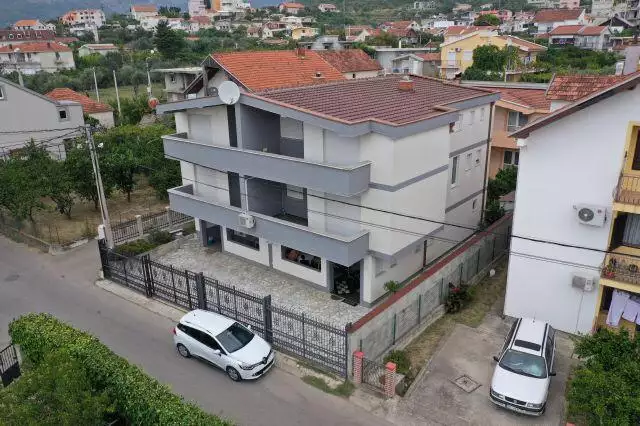 Hotels 384m² in Montenegro, Bar. Priced at 350000€ rent photo-15