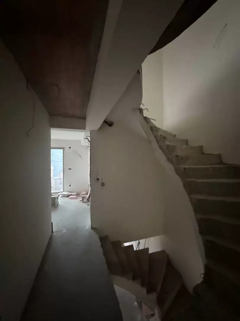 House 516m² in Montenegro, Prcanj. Priced at 800000€ rent photo-9