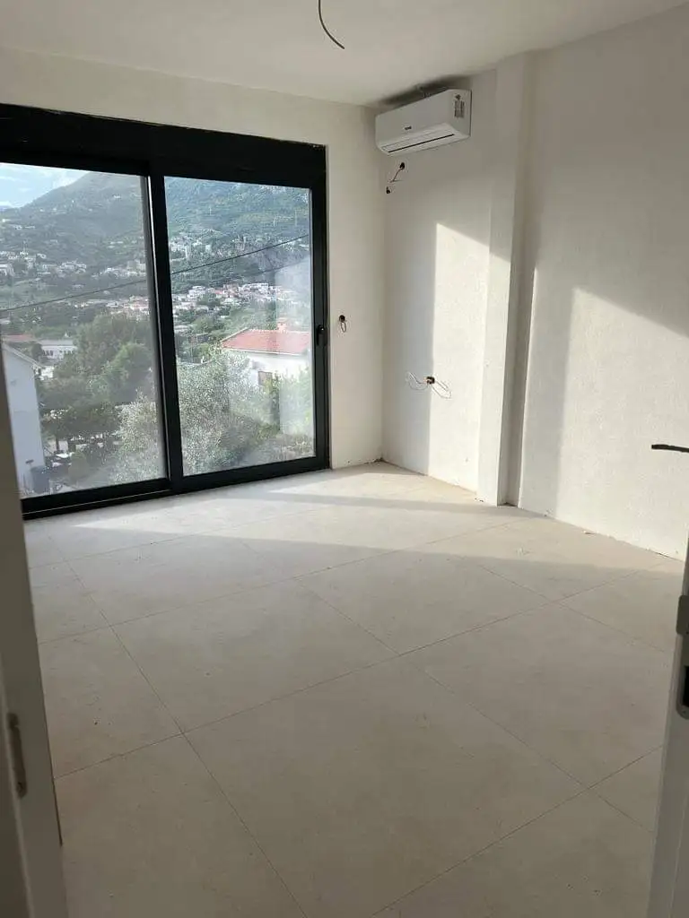 Villa 183m² in Montenegro, Bar. Priced at 330000€ rent photo-17