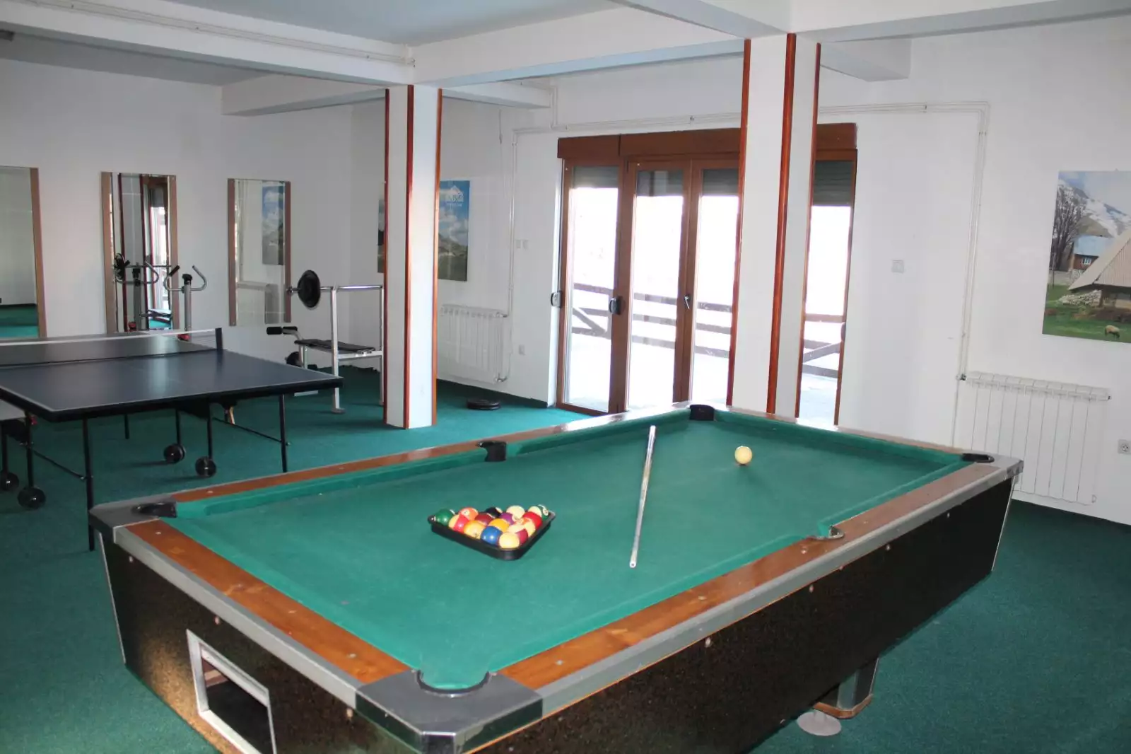 House 330m² in Montenegro, Zabljak. Priced at 340000€ rent photo-6