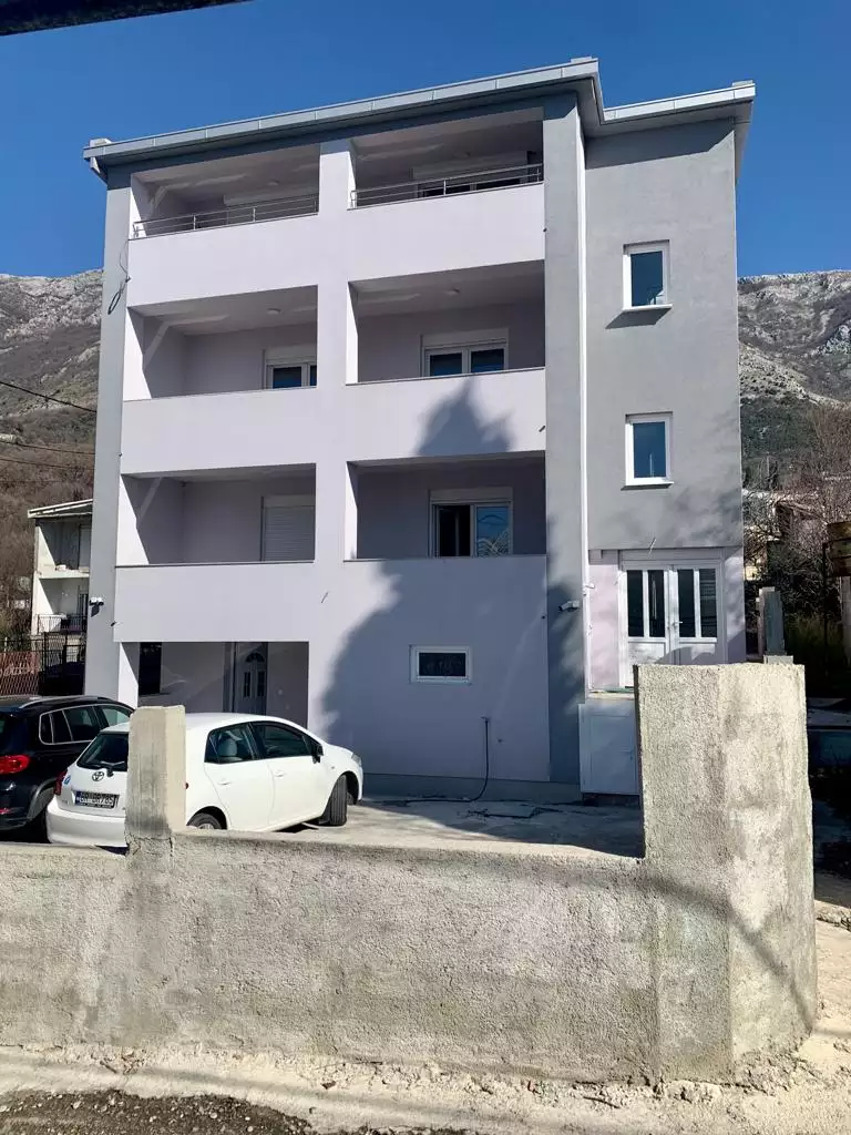 Hotels 350m² in Montenegro, Sutomore. Priced at 390000€ rent photo-1