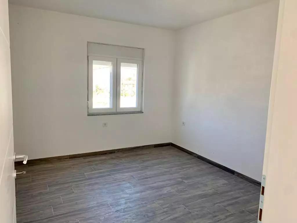 Hotels 350m² in Montenegro, Sutomore. Priced at 390000€ rent photo-14
