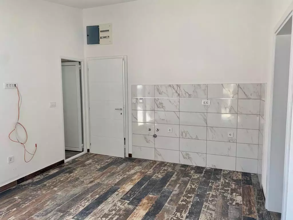Hotels 350m² in Montenegro, Sutomore. Priced at 390000€ rent photo-23