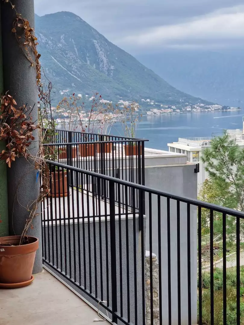 Flat 64m² in Montenegro, Dobrota. Priced at 182000€ rent photo-1