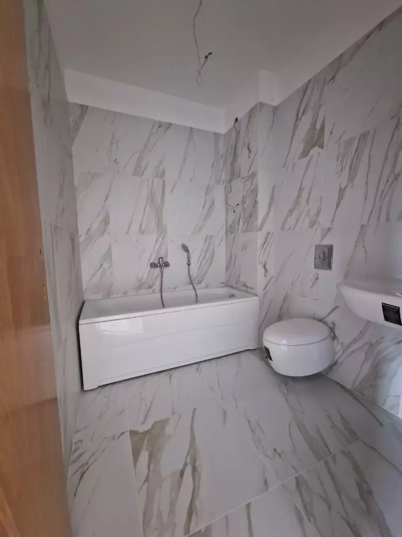 Cottage 403m² in Montenegro, Dobrota. Priced at 630000€ rent photo-14