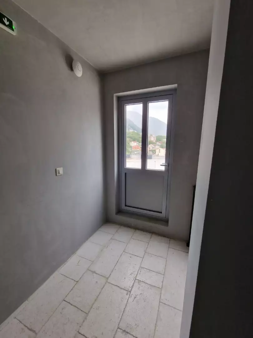 Cottage 403m² in Montenegro, Dobrota. Priced at 630000€ rent photo-18