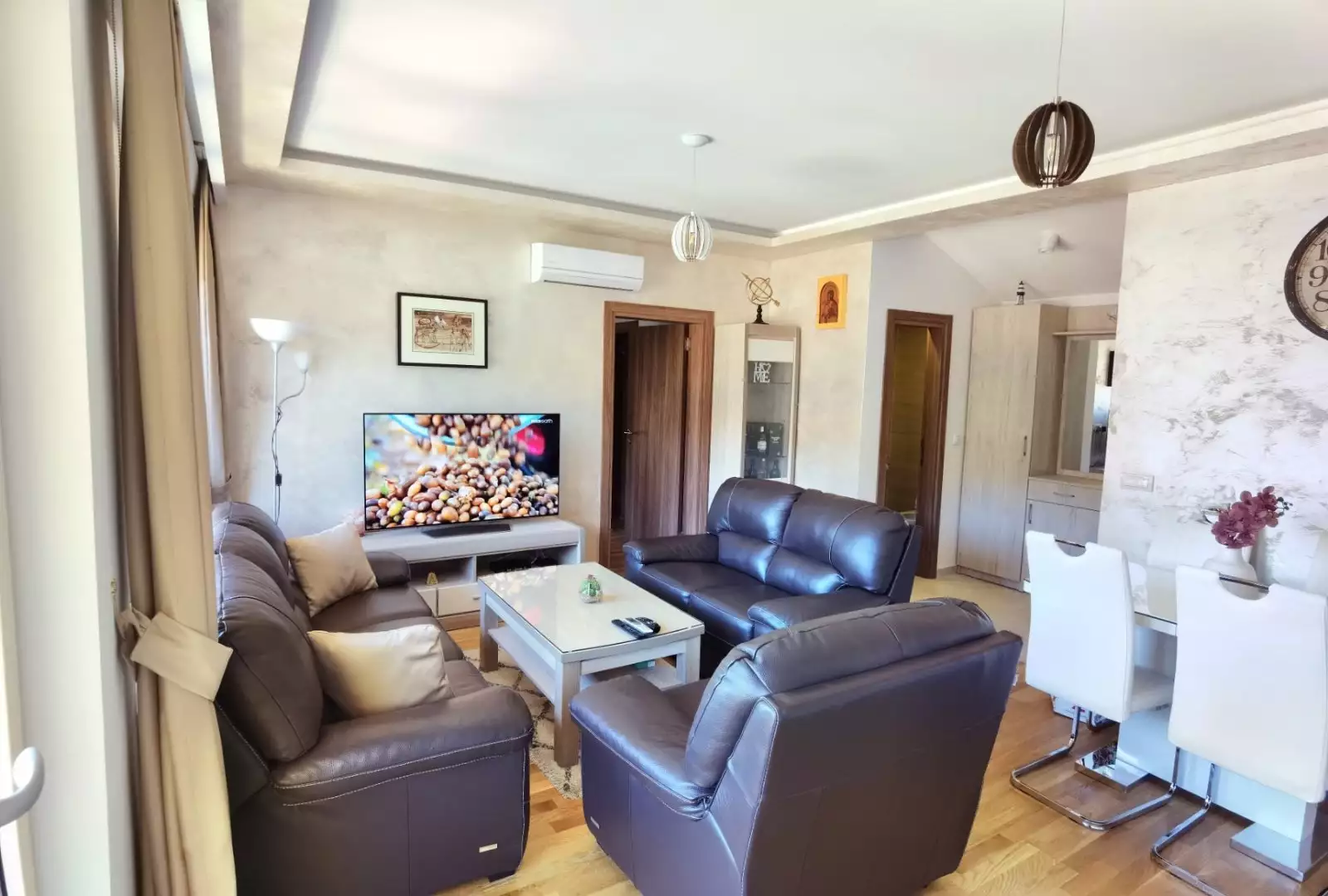 Flat 76m² in Montenegro, Dobrota. Priced at 220000€ rent photo-4