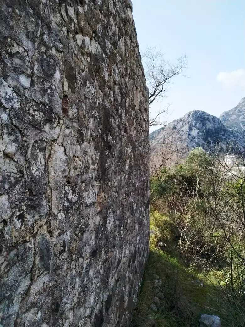 House 140m² in Montenegro, Sutomore. Priced at 75000€ rent photo-5
