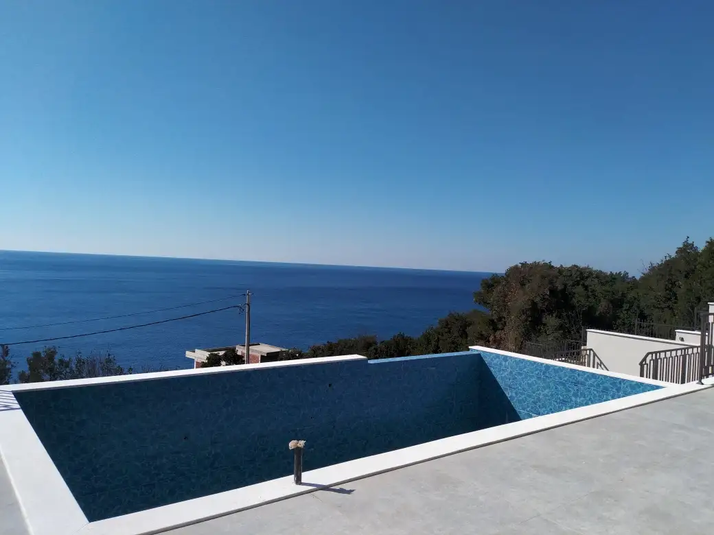 Villa 230m² in Montenegro, Utjeha. Priced at 630000€ rent photo-2