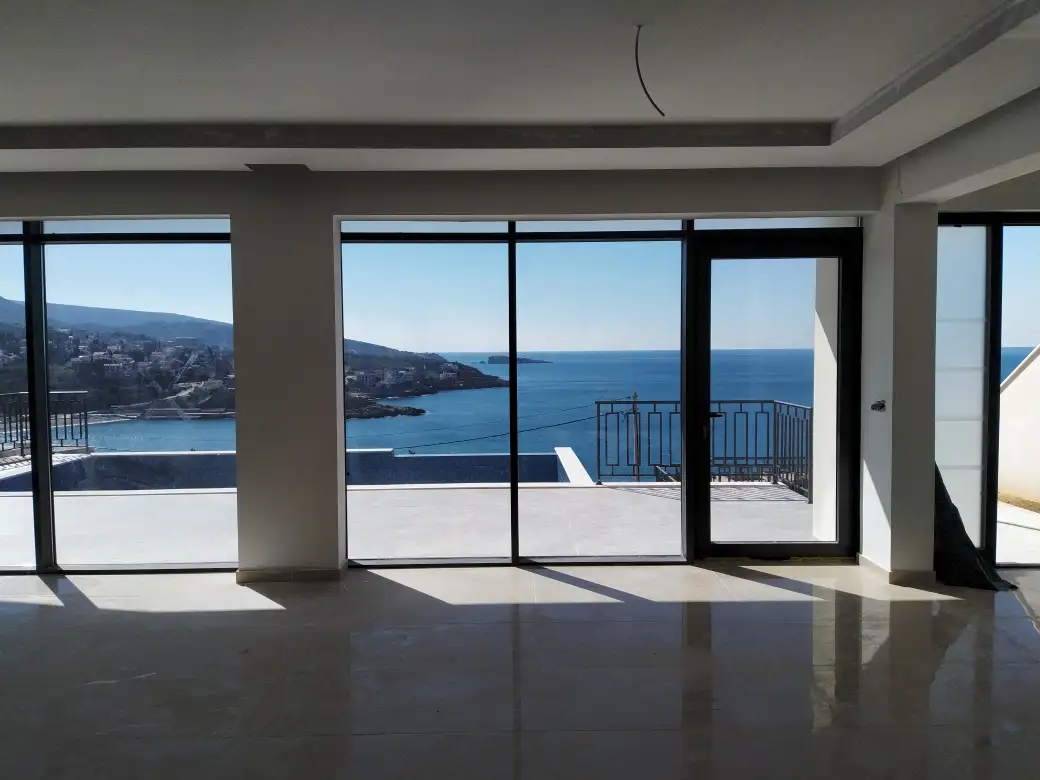 Villa 230m² in Montenegro, Utjeha. Priced at 630000€ rent photo-7