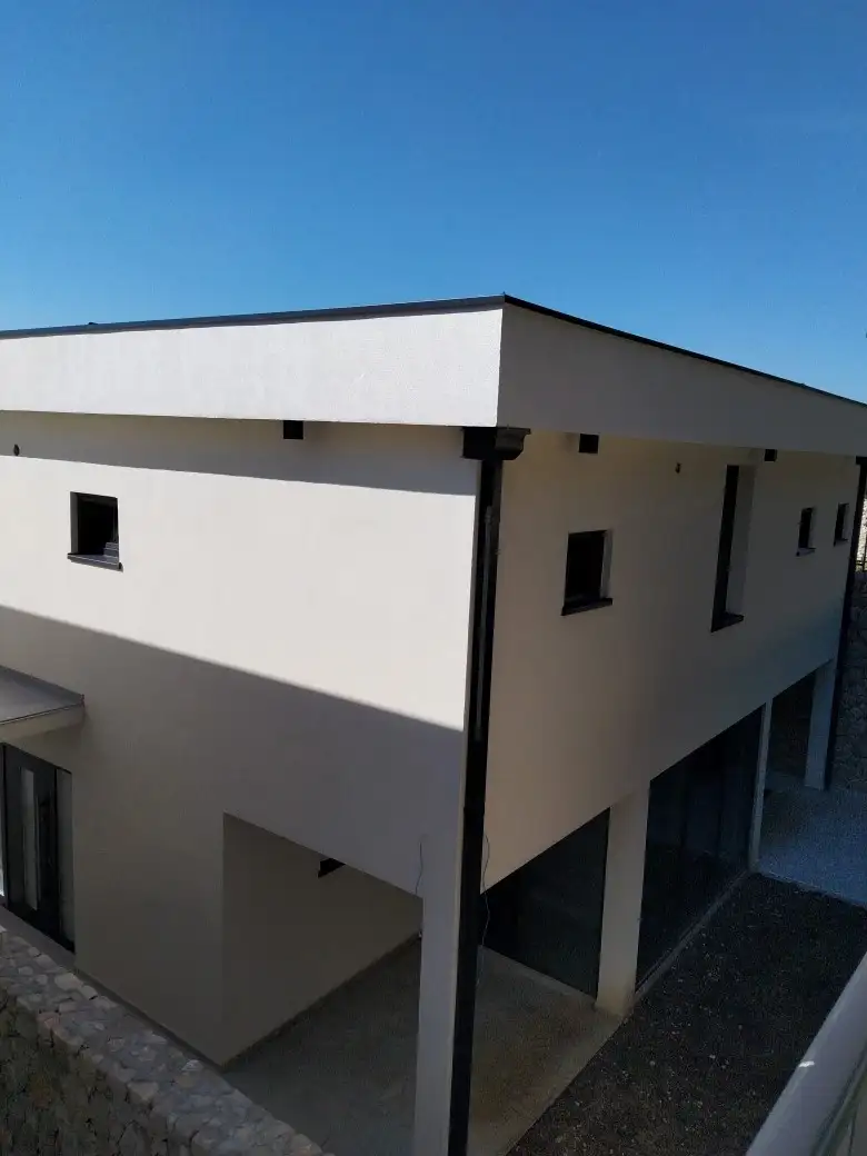 Villa 230m² in Montenegro, Utjeha. Priced at 630000€ rent photo-9