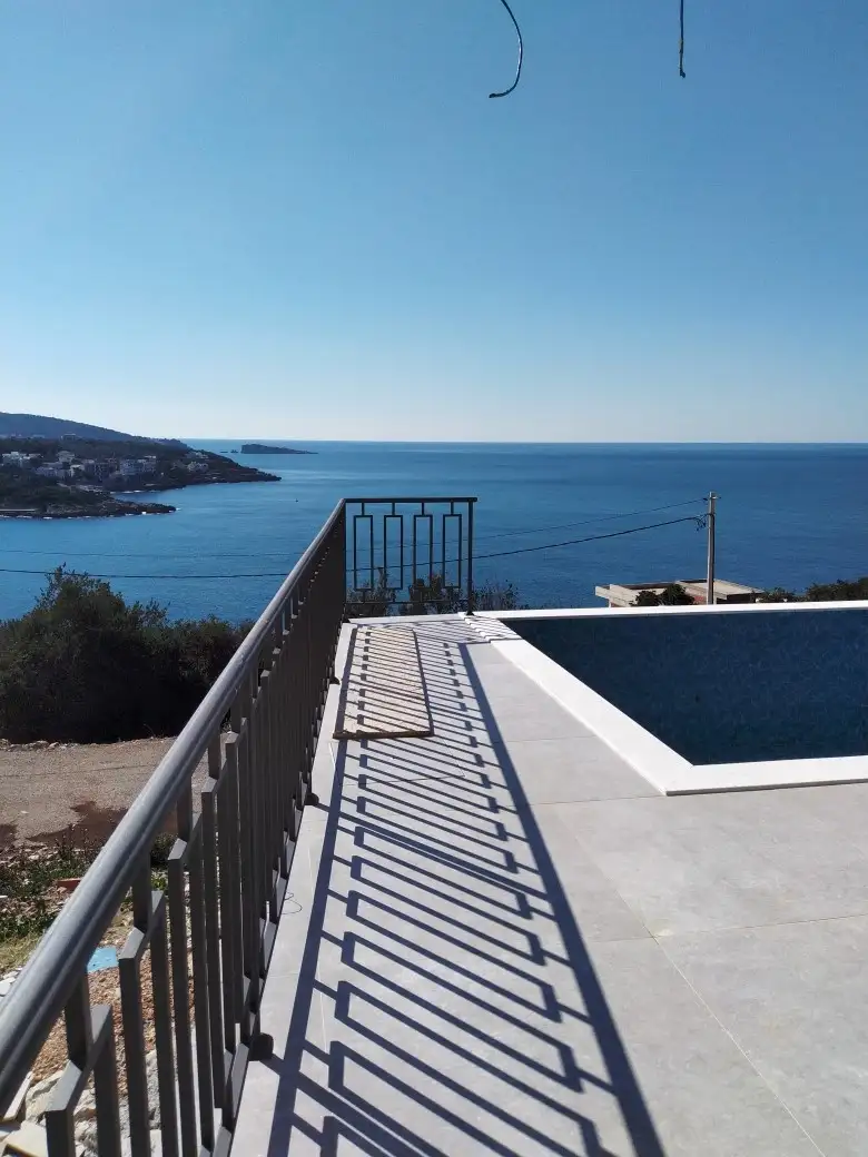 Villa 230m² in Montenegro, Utjeha. Priced at 630000€ rent photo-11