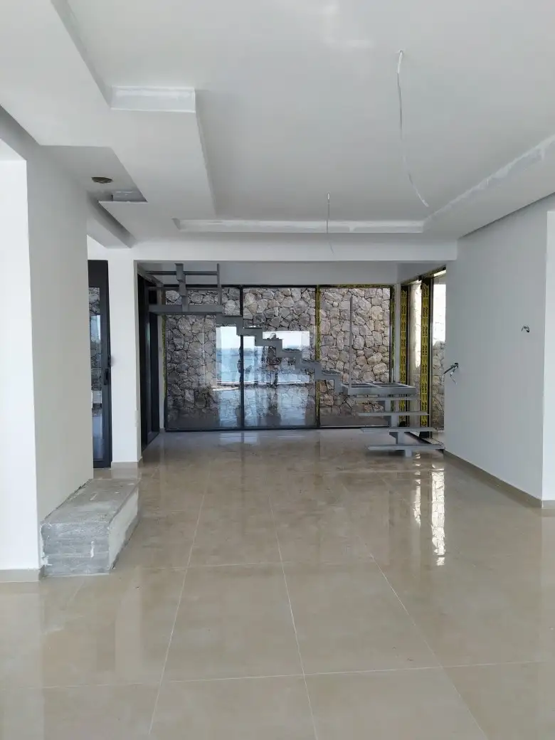 Villa 230m² in Montenegro, Utjeha. Priced at 630000€ rent photo-14