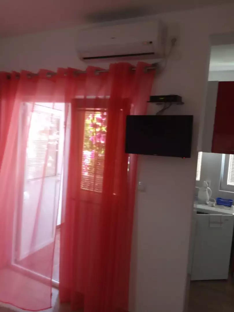 Hotels 270m² in Montenegro, Budva. Priced at 700000€ rent photo-5