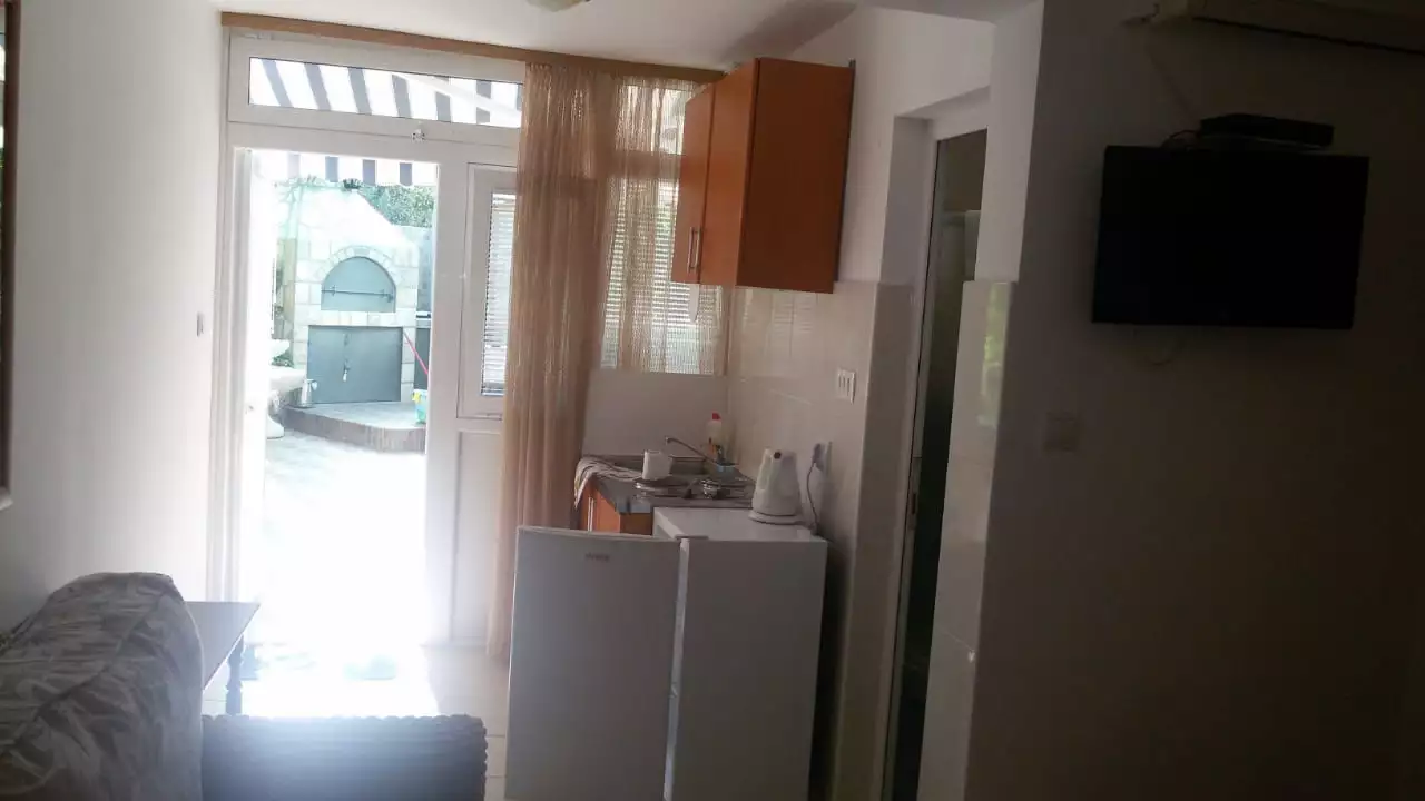 Hotels 270m² in Montenegro, Budva. Priced at 700000€ rent photo-15
