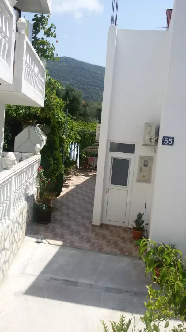 Hotels 270m² in Montenegro, Budva. Priced at 700000€ rent photo-19