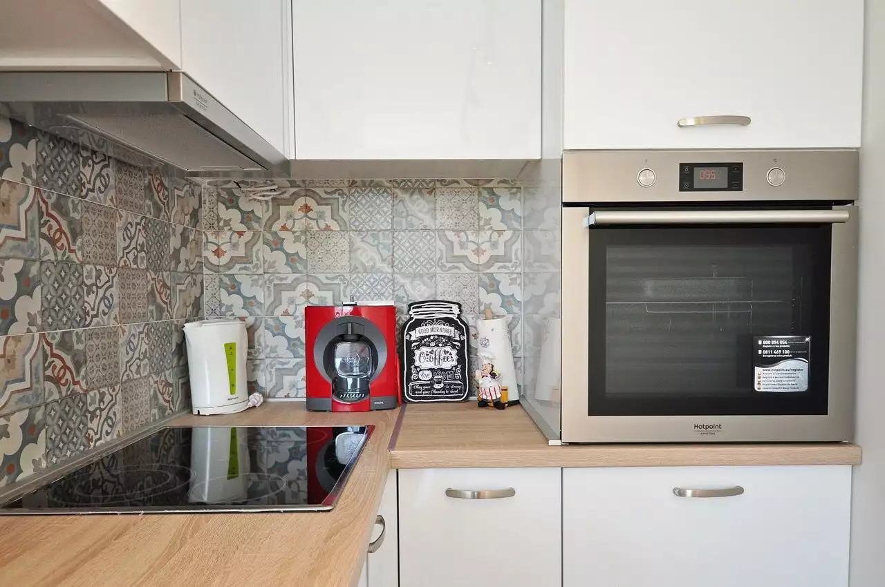 Flat 52m² in Montenegro, Dobrota. Priced at 170000€ rent photo-3