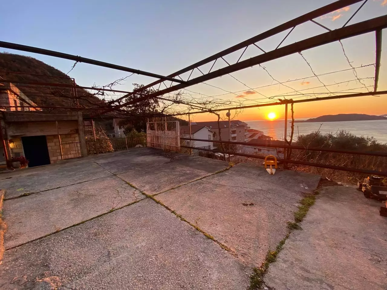 Flat 104m² in Montenegro, Przno. Priced at 130000€ rent photo-44