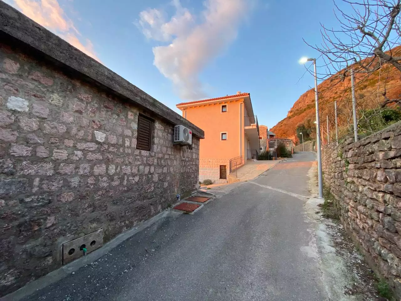 Flat 104m² in Montenegro, Przno. Priced at 130000€ rent photo-52