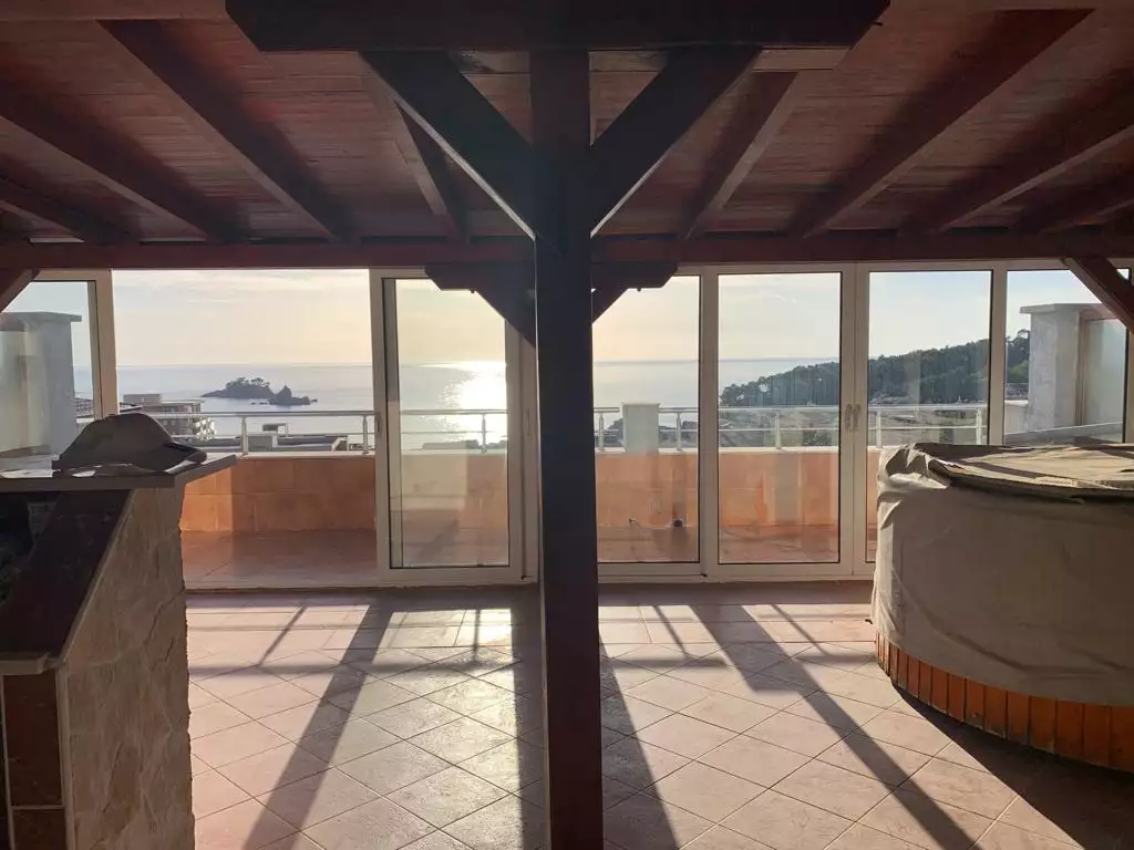 Flat 116m² in Montenegro, Petrovac. Priced at 170000€ rent photo-2