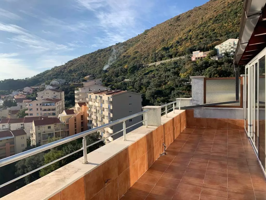 Flat 116m² in Montenegro, Petrovac. Priced at 170000€ rent photo-19