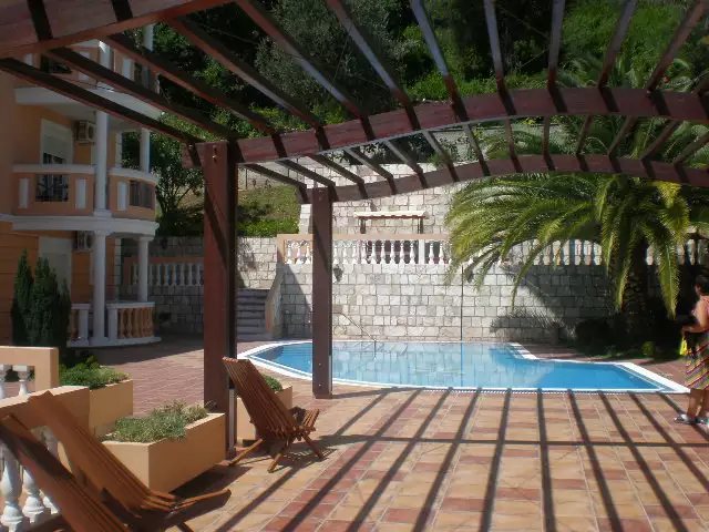 Flat 470m² in Montenegro, Petrovac. Priced at 1500000€ rent photo-10