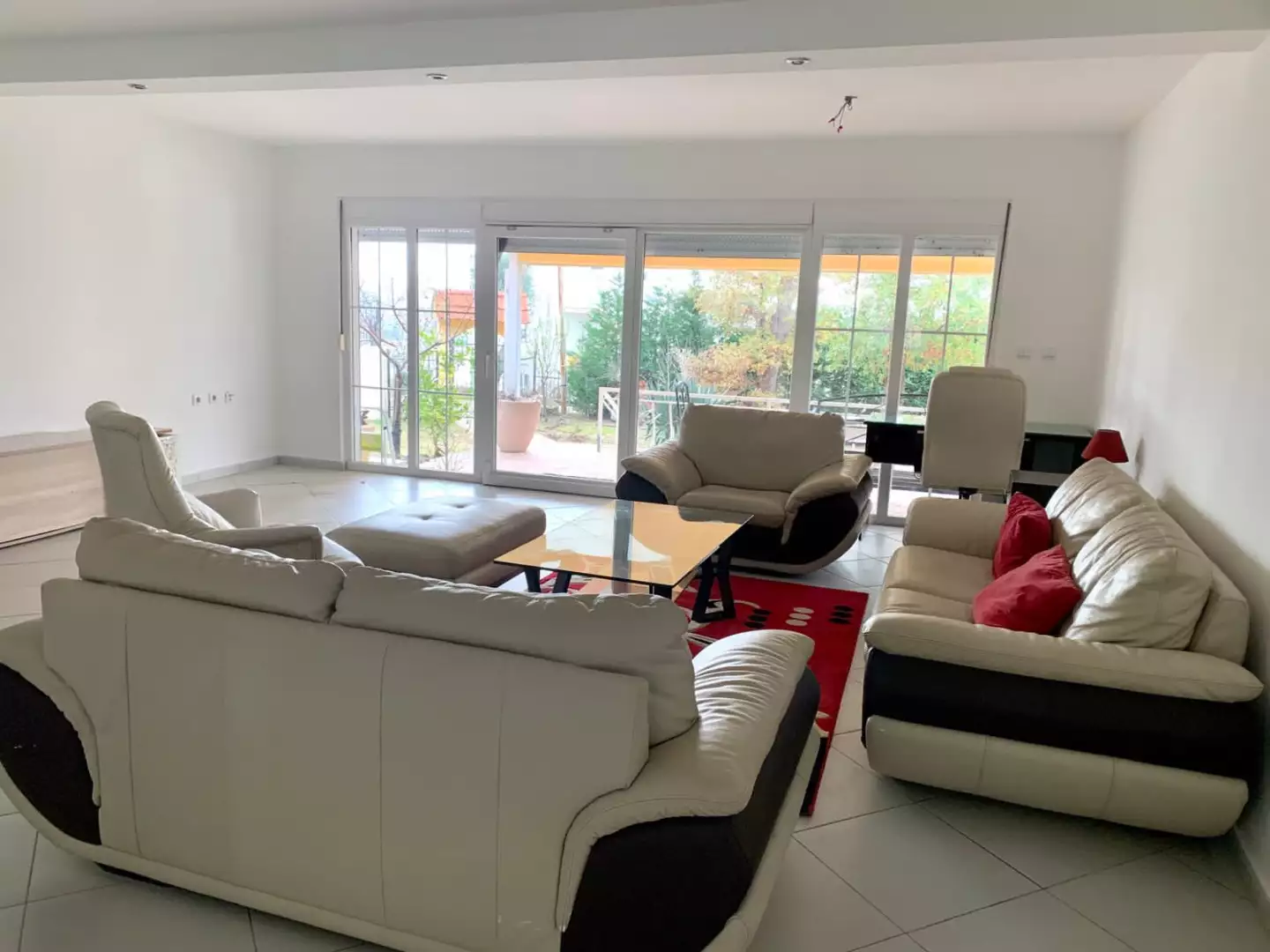 House 264m² in Montenegro, Bar. Priced at 545000€ rent photo-5