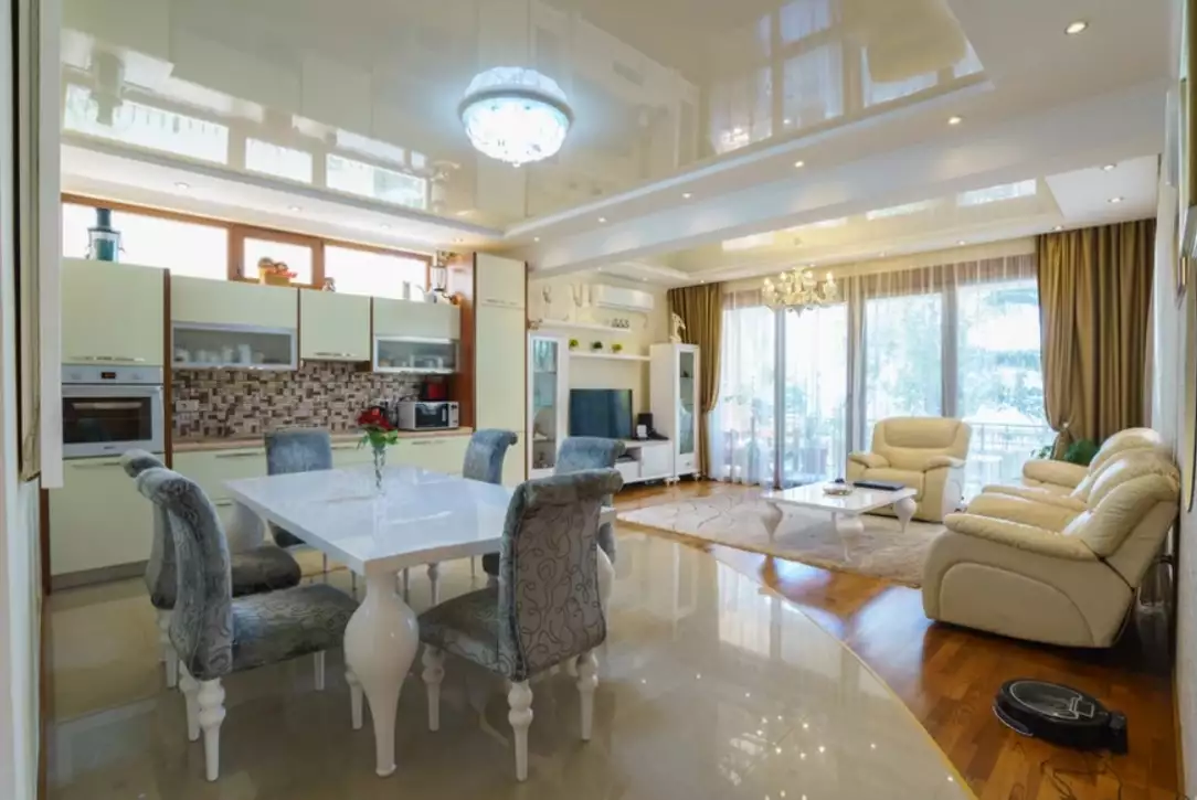 Villa 198m² in Montenegro, Bar. Priced at 569000€ rent photo-2
