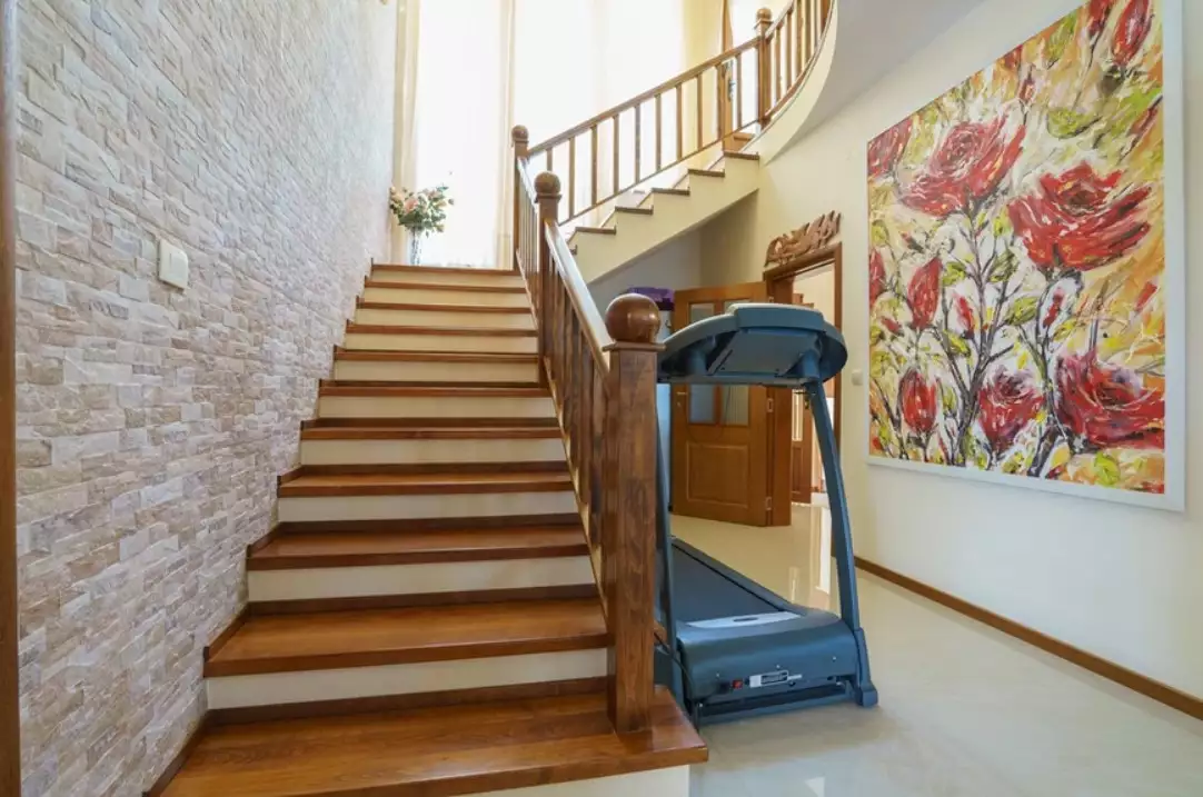 Villa 198m² in Montenegro, Bar. Priced at 569000€ rent photo-3