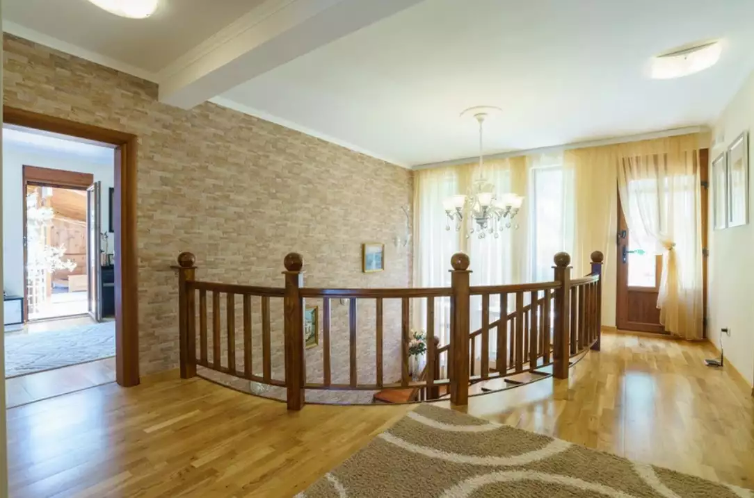 Villa 198m² in Montenegro, Bar. Priced at 569000€ rent photo-5