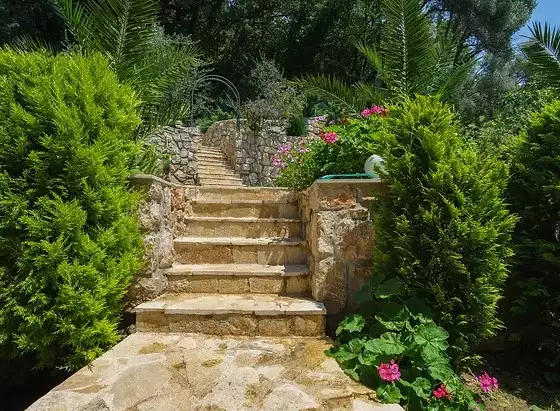 Villa 198m² in Montenegro, Bar. Priced at 569000€ rent photo-13