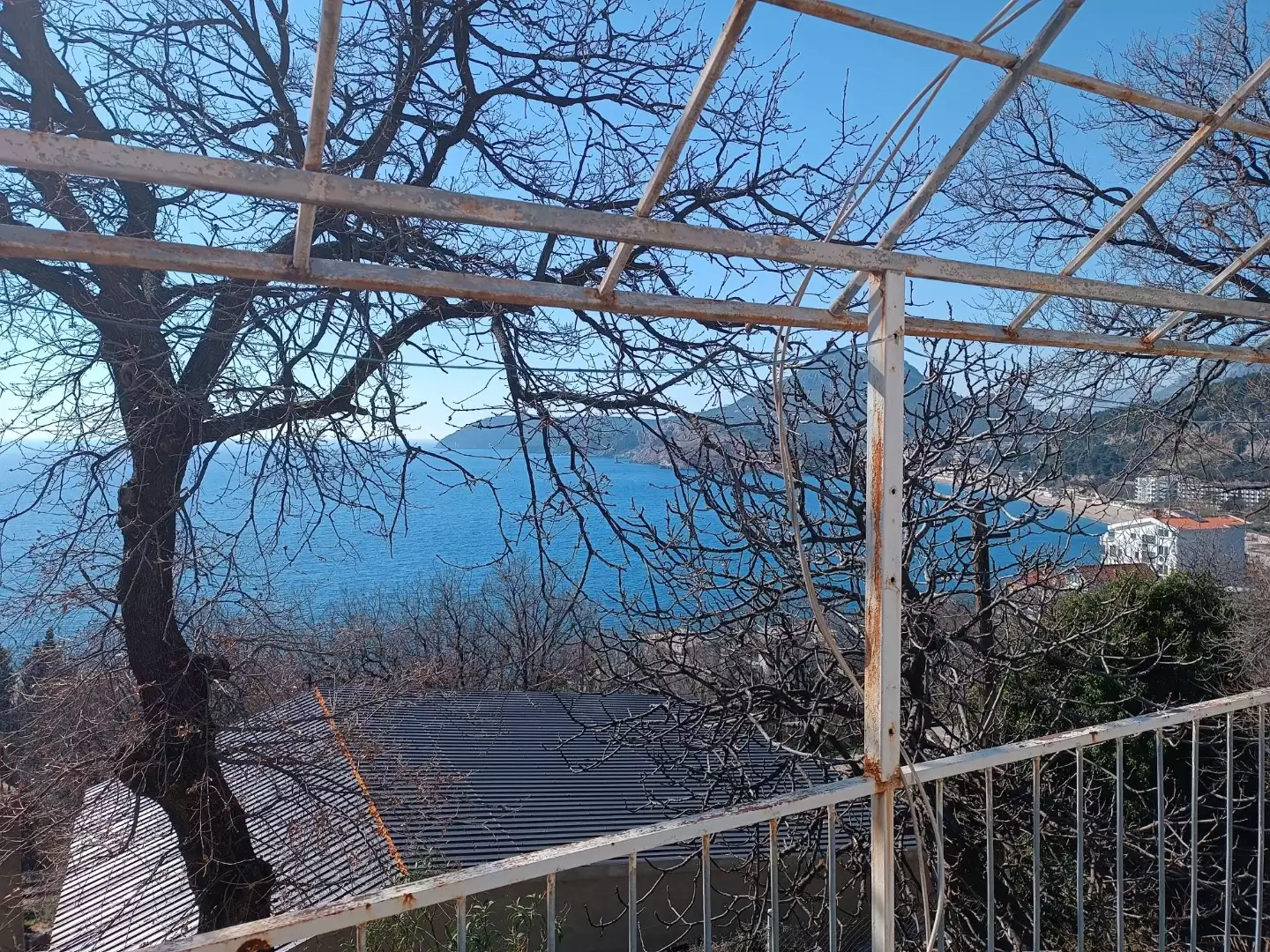 House 116m² in Montenegro, Sutomore. Priced at 145000€ rent photo-3