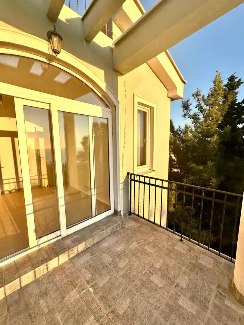 Villa 240m² in Montenegro, Bar. Priced at 410000€ rent photo-12