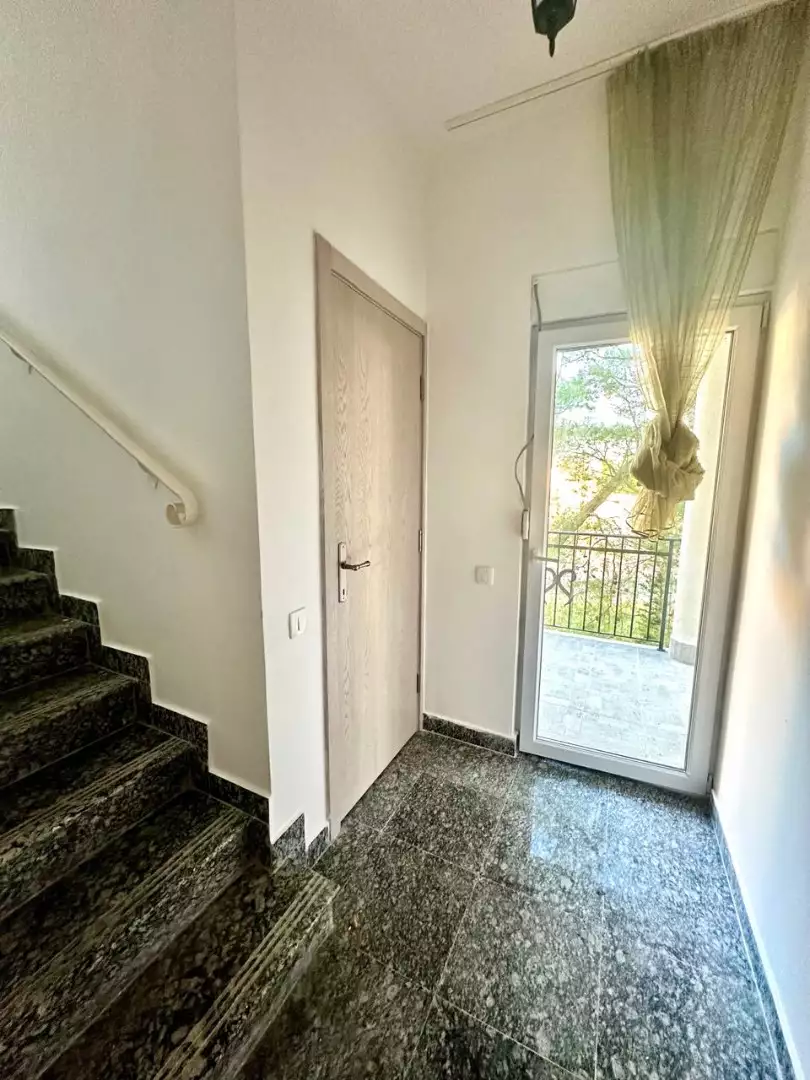 Villa 240m² in Montenegro, Bar. Priced at 410000€ rent photo-31