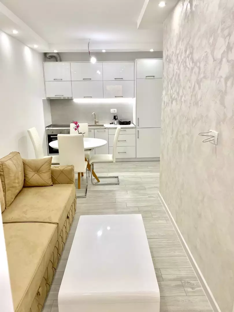 Flat 42m² in Montenegro, Budva. Priced at 90000€ rent photo-1