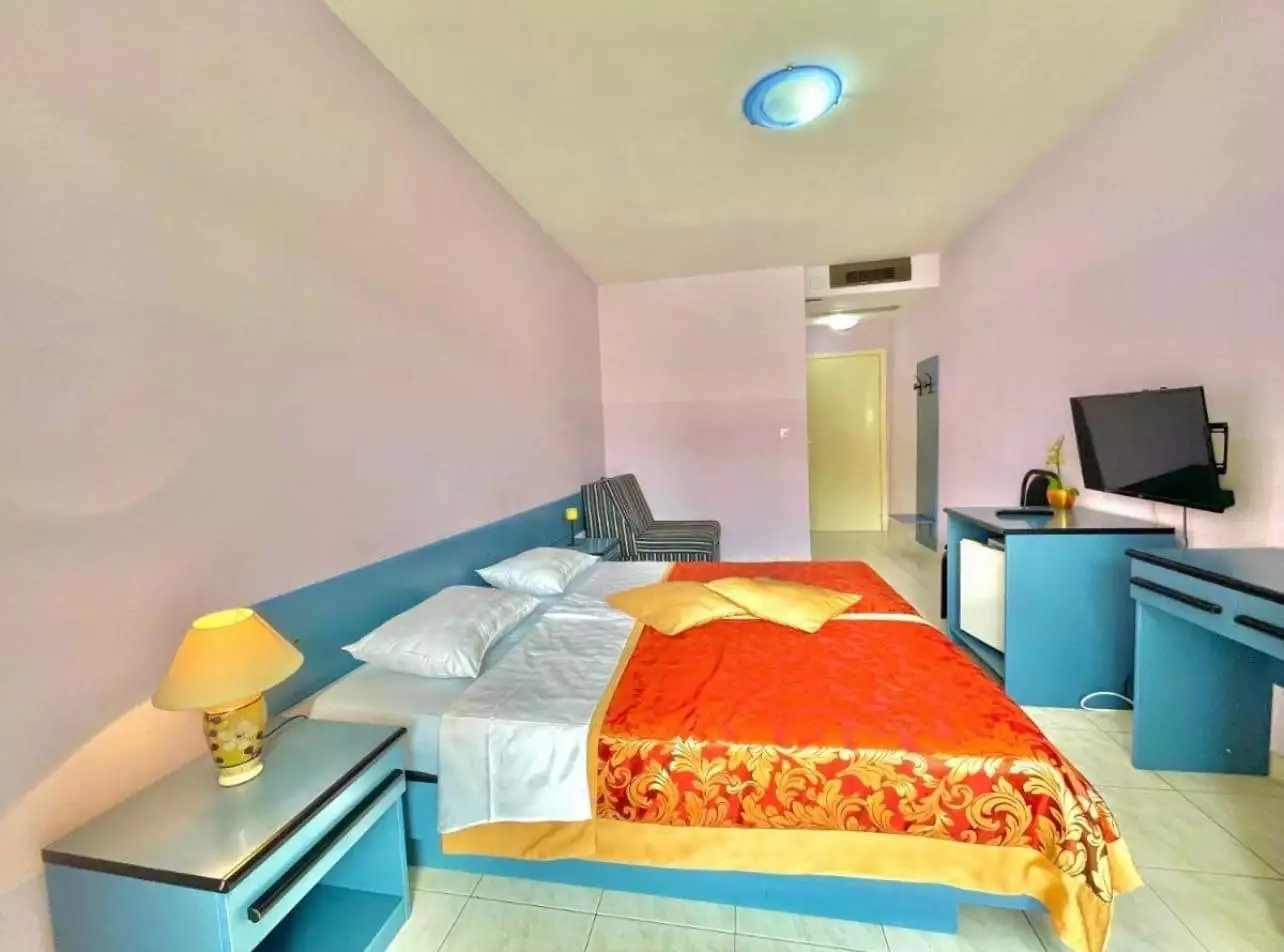 Hotels 2300m² in Montenegro, Budva. Priced at 3000000€ rent photo-26