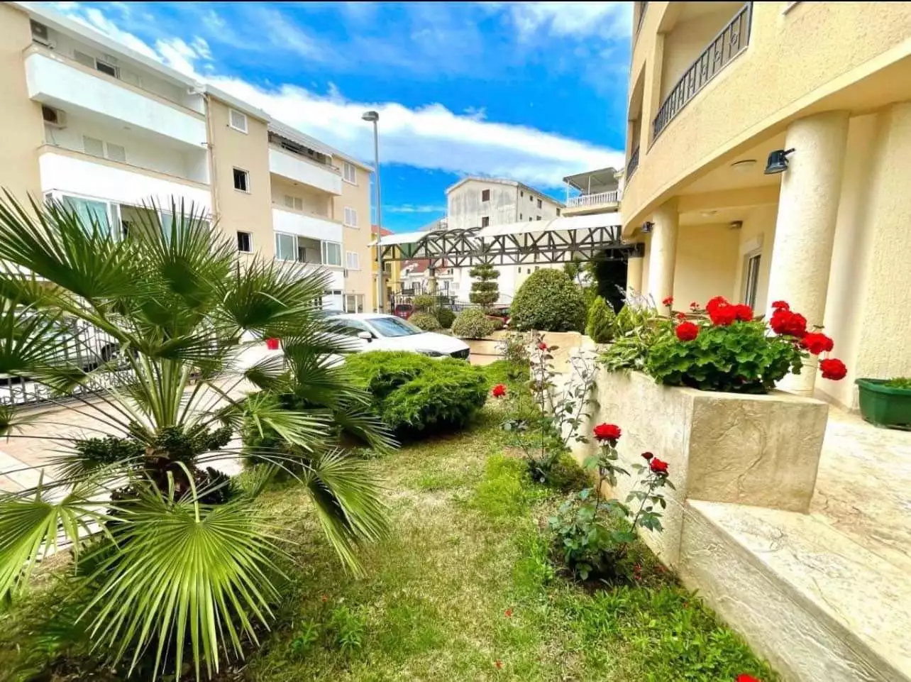 Hotels 2300m² in Montenegro, Budva. Priced at 3000000€ rent photo-53