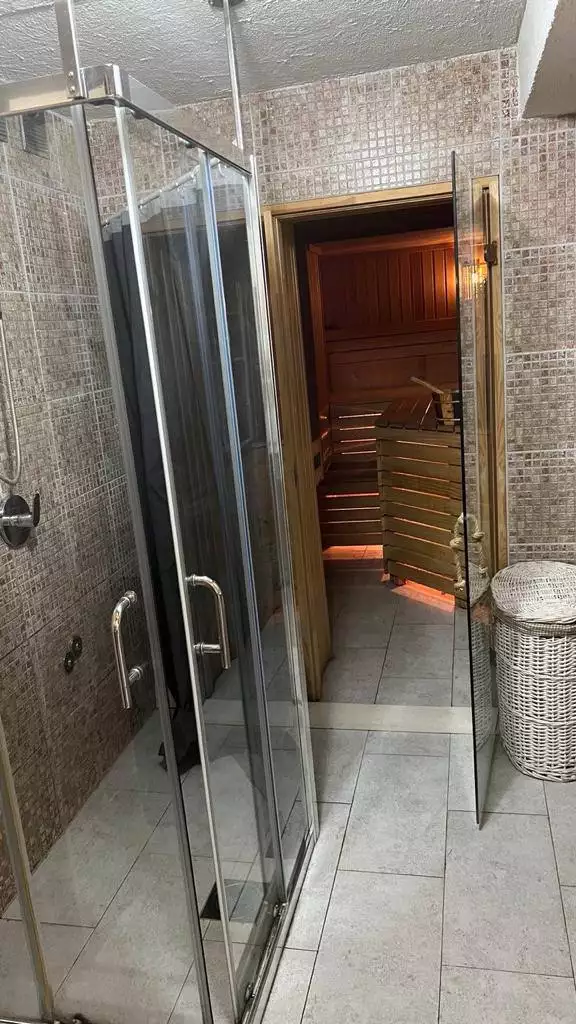 Hotels 1200m² in Montenegro, Becici. Priced at 1800000€ rent photo-9