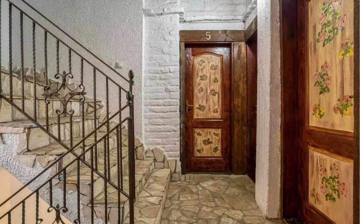 Hotels 500m² in Montenegro, Tivat. Priced at 1500000€ rent photo-9