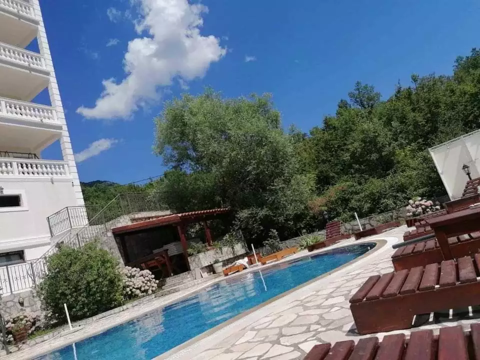 Hotels 235m² in Montenegro, Budva. Priced at 1250000€ rent photo-35