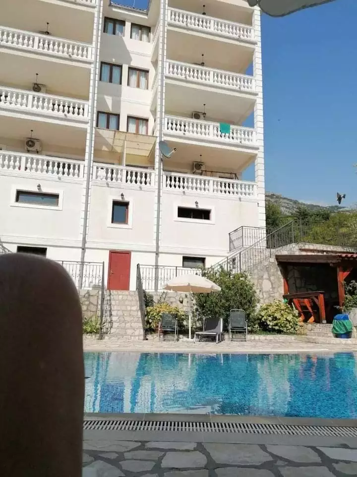 Hotels 235m² in Montenegro, Budva. Priced at 1250000€ rent photo-36