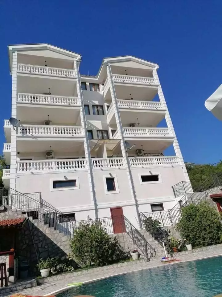 Hotels 235m² in Montenegro, Budva. Priced at 1250000€ rent photo-39