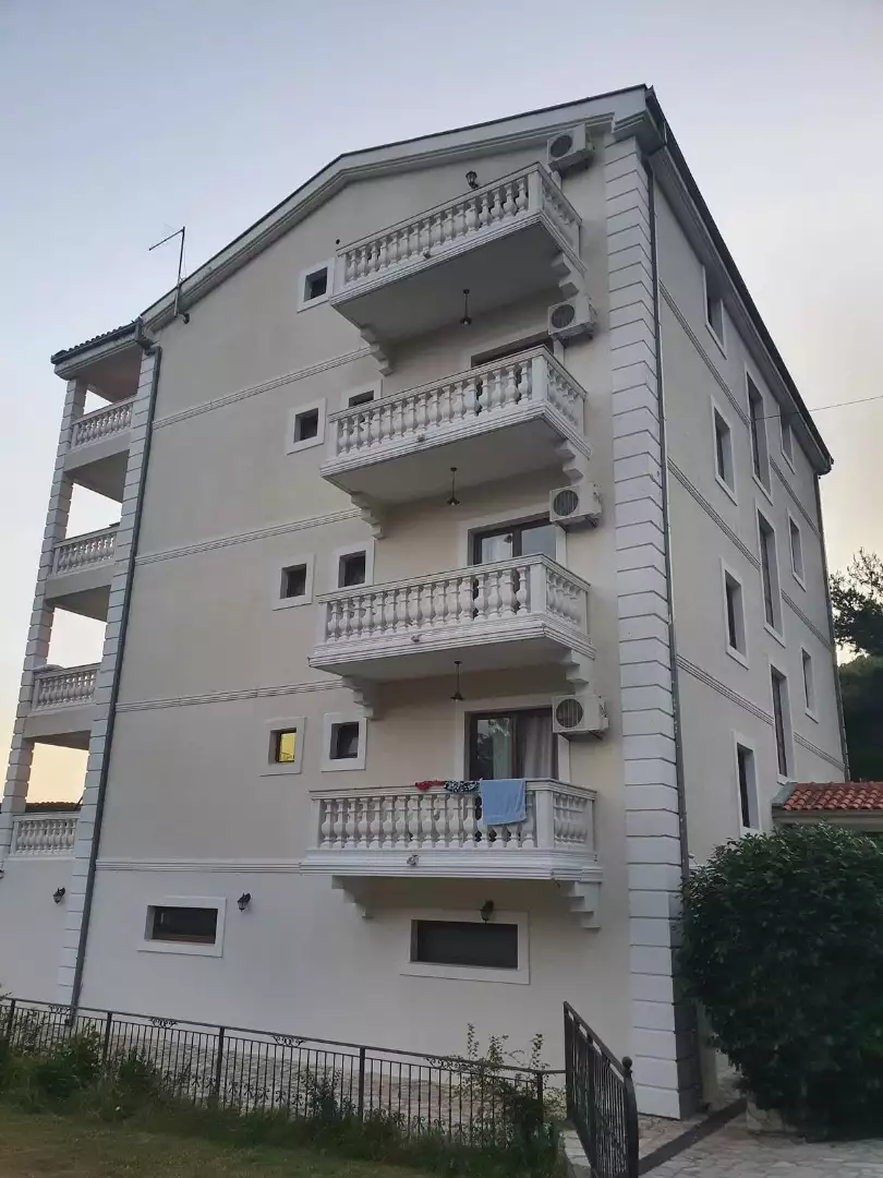 Hotels 235m² in Montenegro, Budva. Priced at 1250000€ rent photo-41