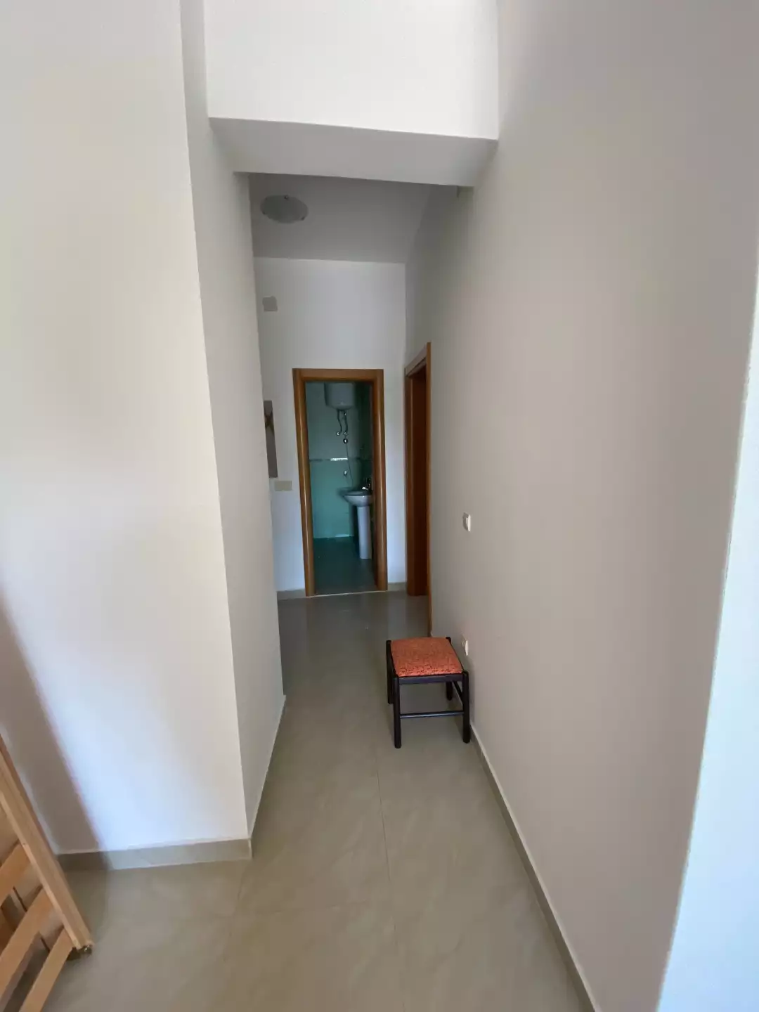Hotels 177m² in Montenegro, Igalo. Priced at 1182700€ rent photo-7