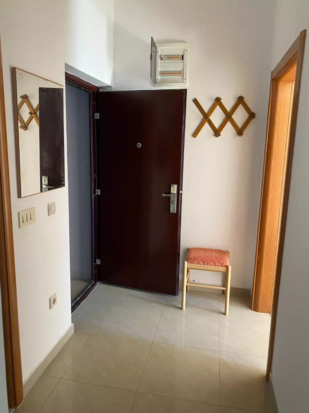 Hotels 177m² in Montenegro, Igalo. Priced at 1182700€ rent photo-12