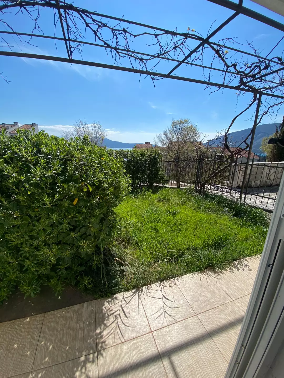 Hotels 177m² in Montenegro, Igalo. Priced at 1182700€ rent photo-17