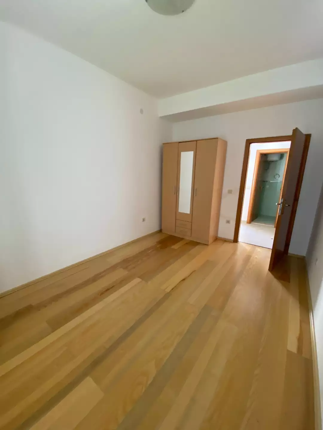 Hotels 177m² in Montenegro, Igalo. Priced at 1182700€ rent photo-20